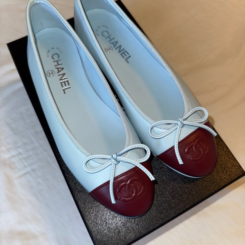 CHANEL Two-Tone Leather Ballet Flats in Pale Blue and Burgundy Toe
